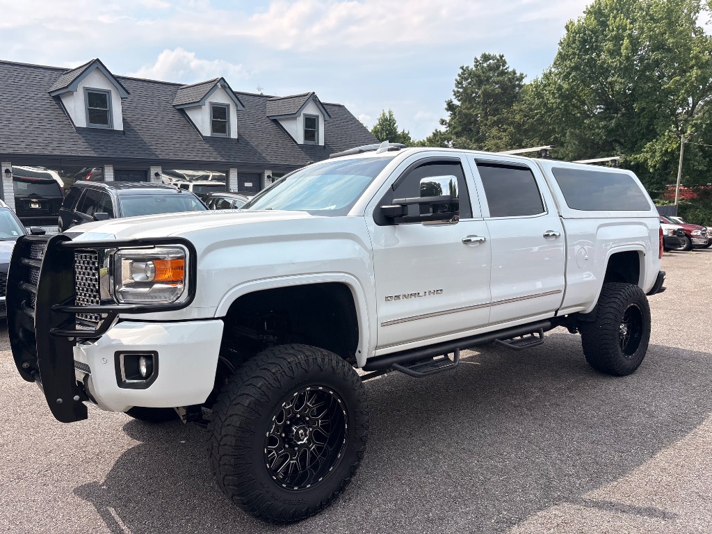 2015 GMC Sierra - $26,313