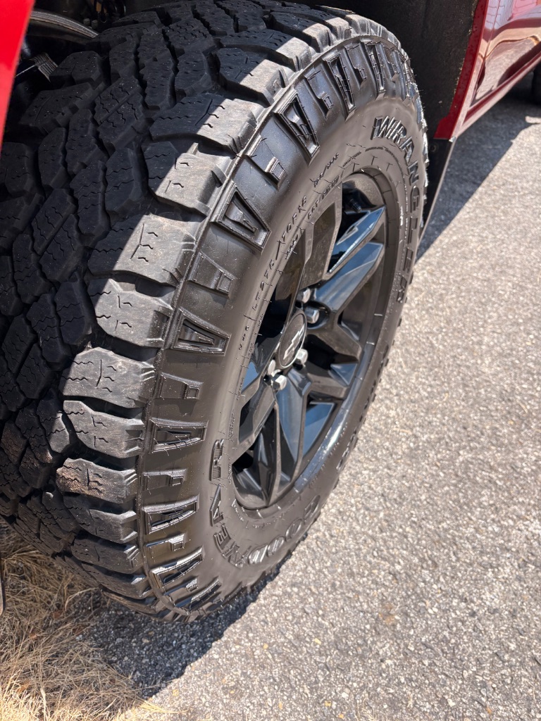 2021 Chevrolet Silverado - $24,870