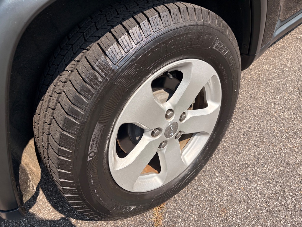 2012 Jeep Cherokee - $6,876