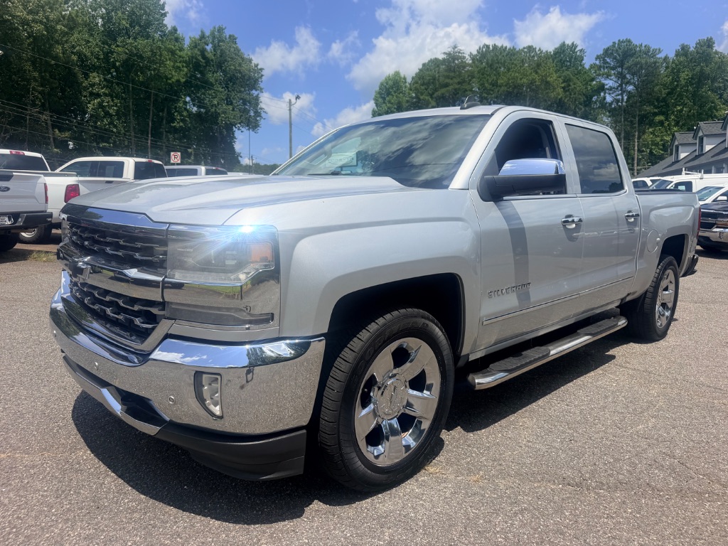2016 Chevrolet Silverado - $17,877