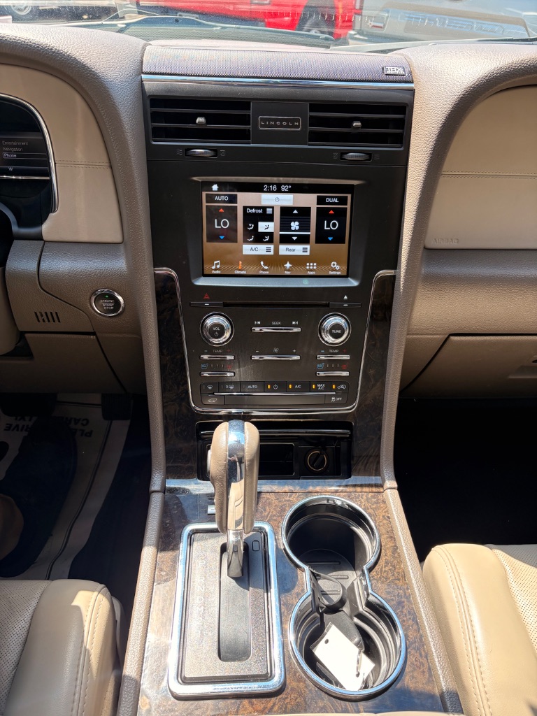 2017 Lincoln Navigator - $13,527