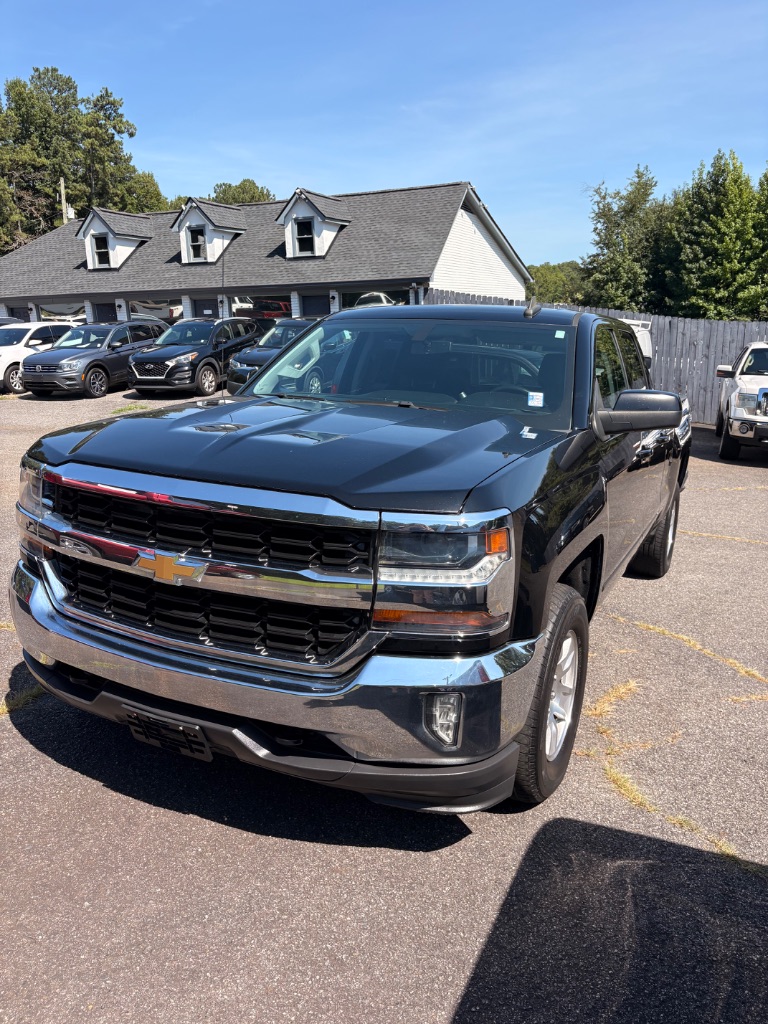 2017 Chevrolet Silverado - $14,468