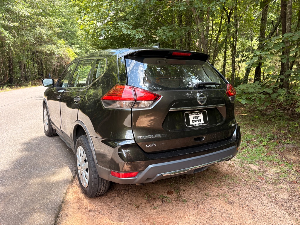 2017 Nissan Rogue - $9,288