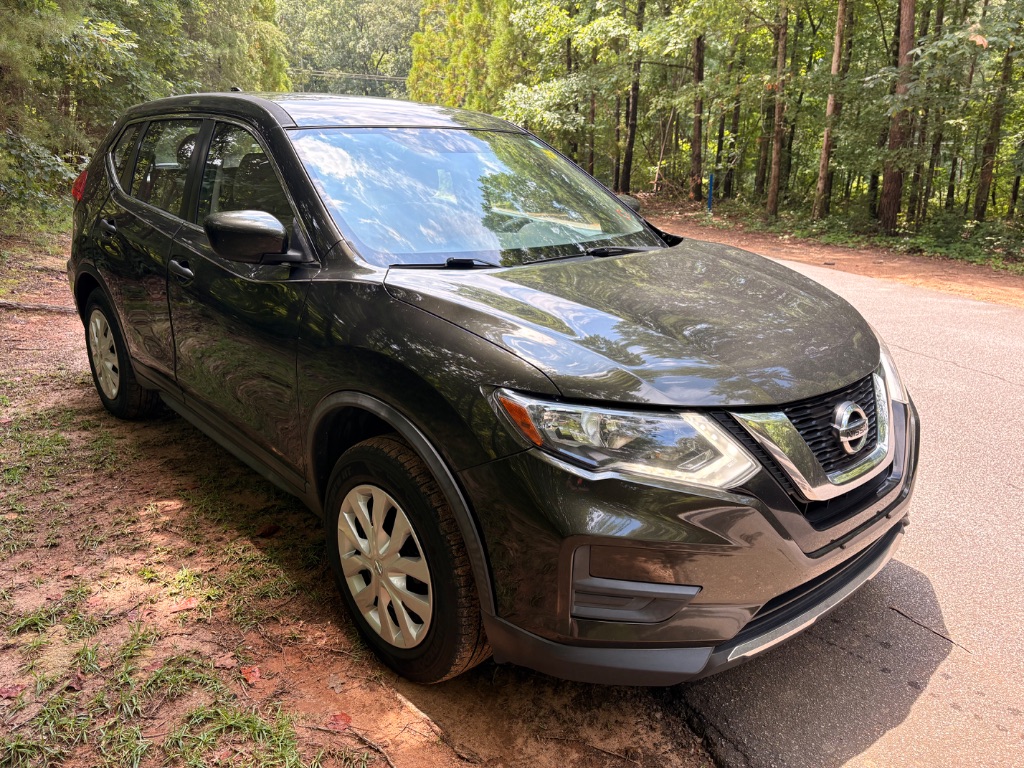 2017 Nissan Rogue - $9,288