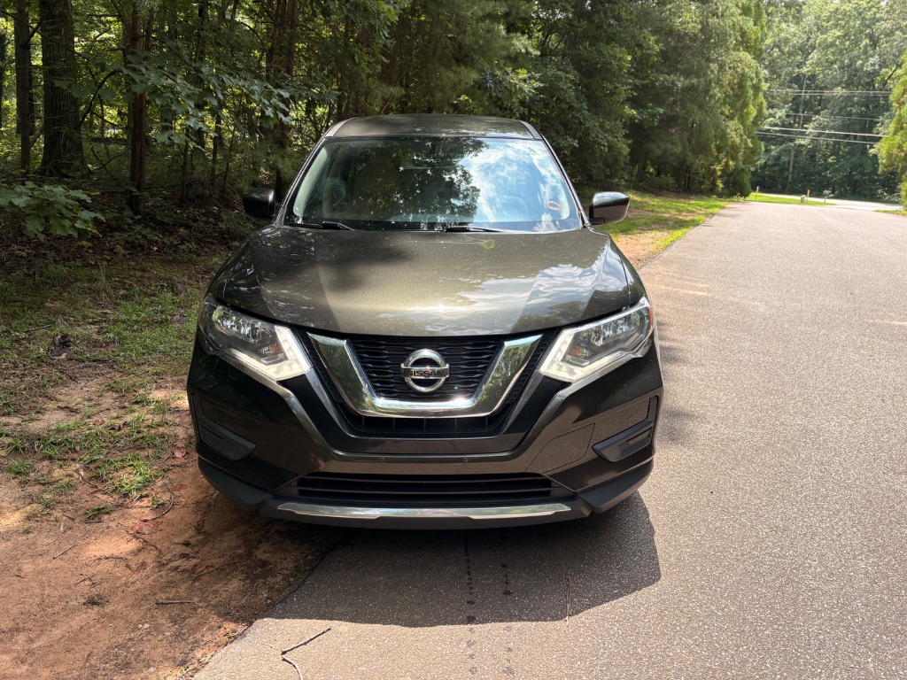 2017 Nissan Rogue - $9,288