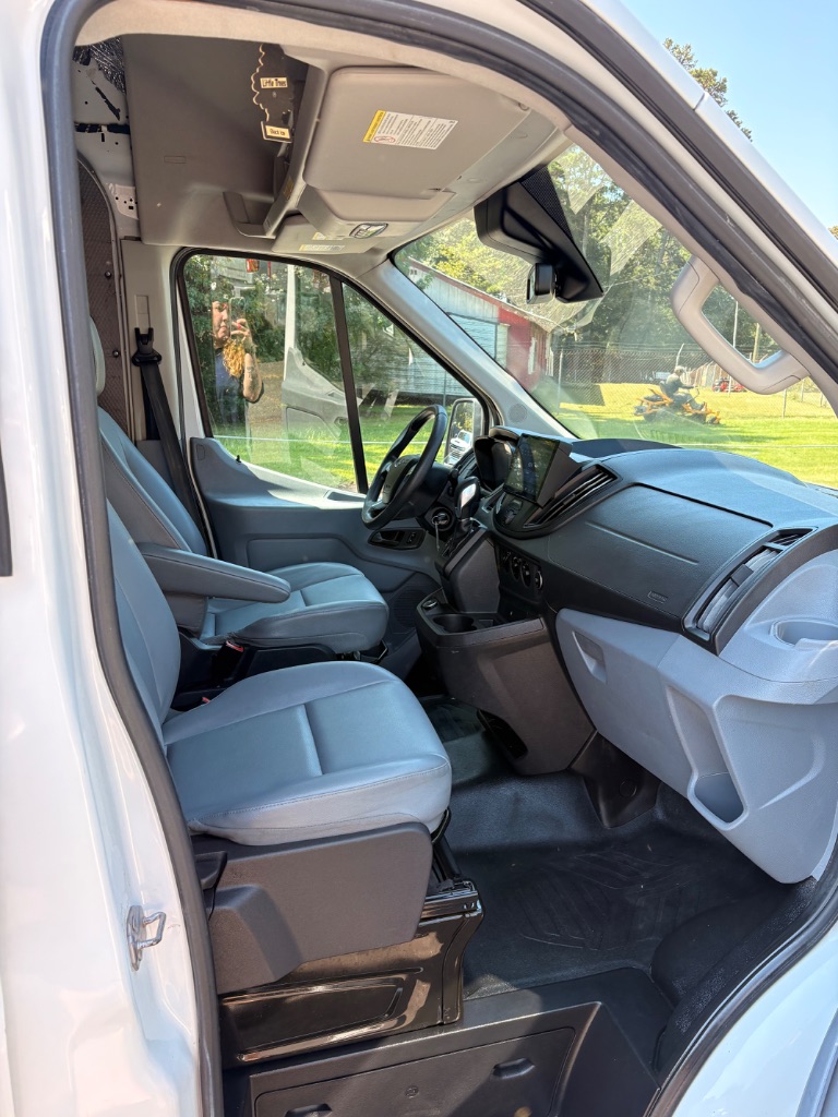 2017 Ford Transit - $9,877