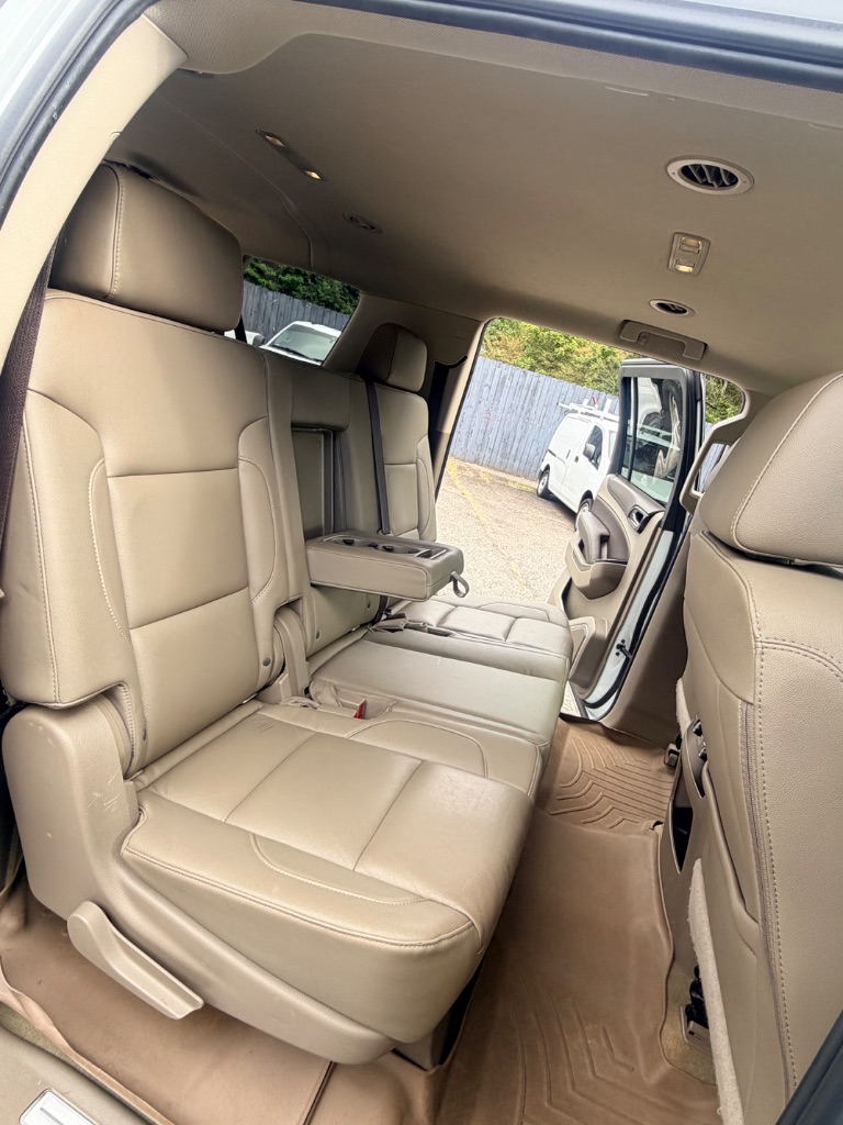 2018 Chevrolet Suburban - $13,286