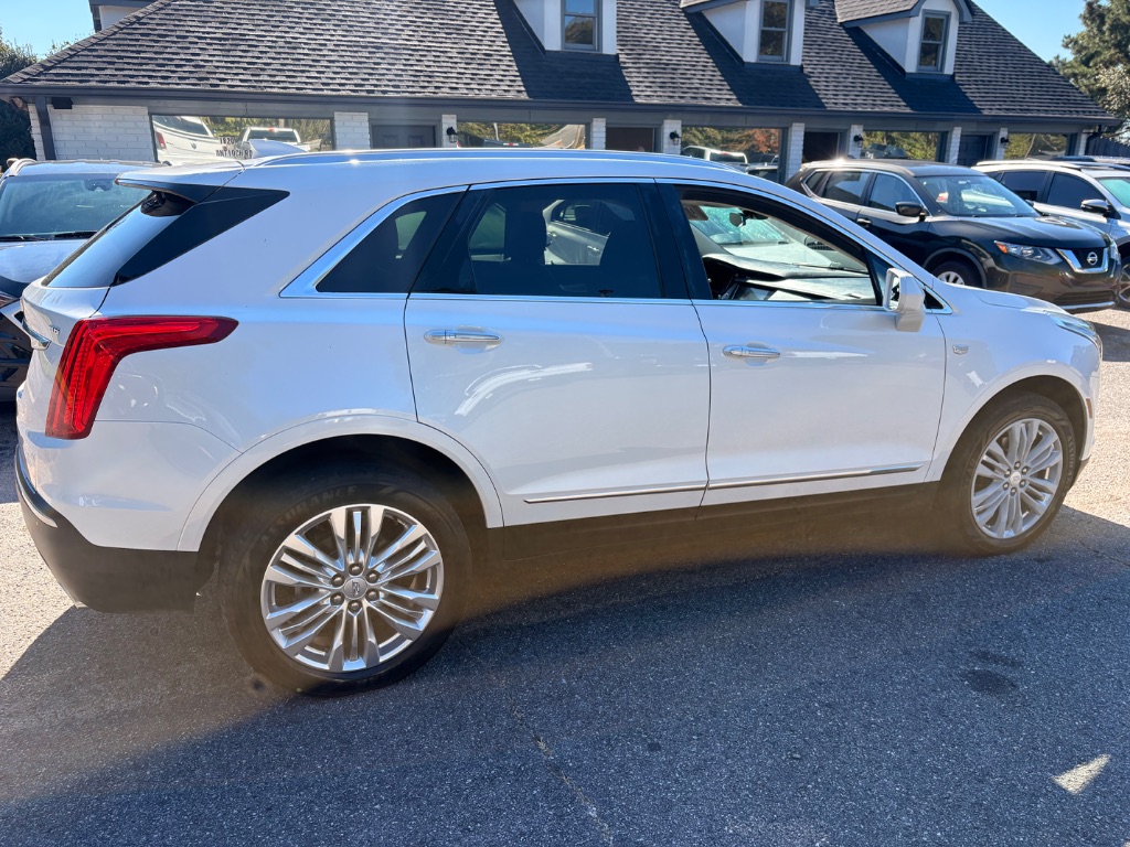2017 Cadillac XT5 - $10,850