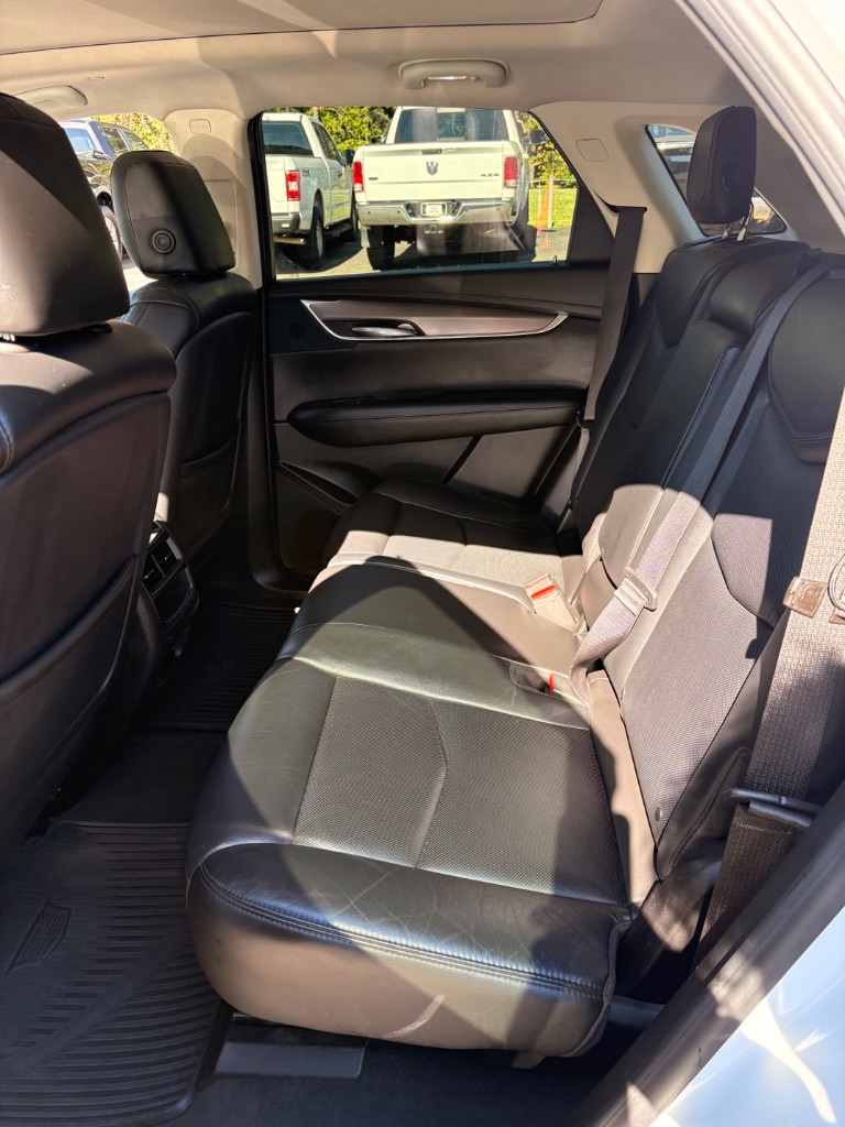 2017 Cadillac XT5 - $10,850