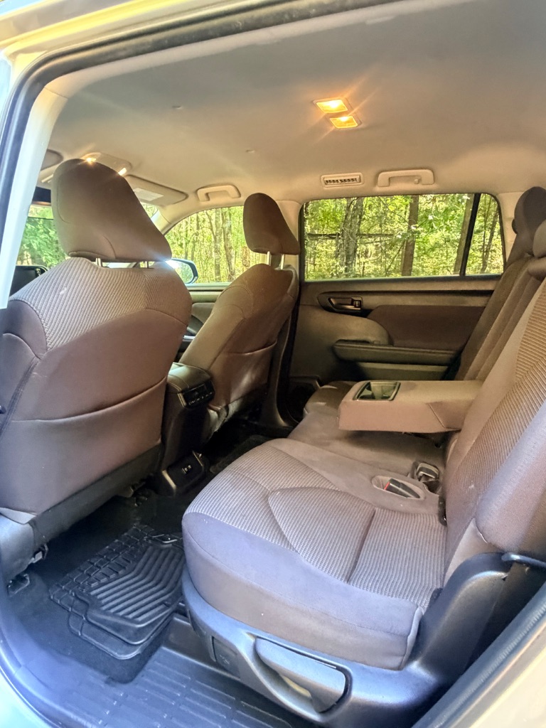 2021 Toyota Highlander - $18,988