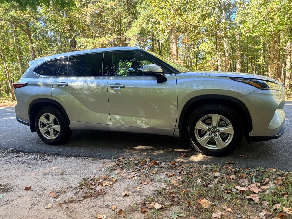 2021 Toyota Highlander - $18,988
