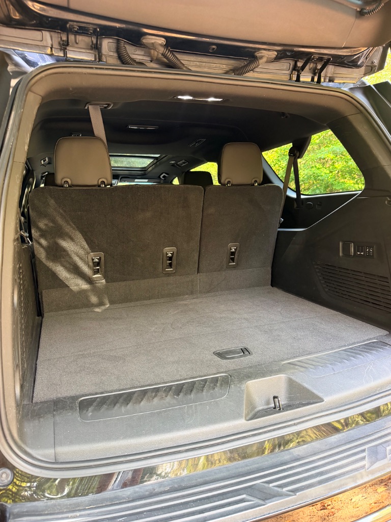 2021 Chevrolet Suburban - $31,886