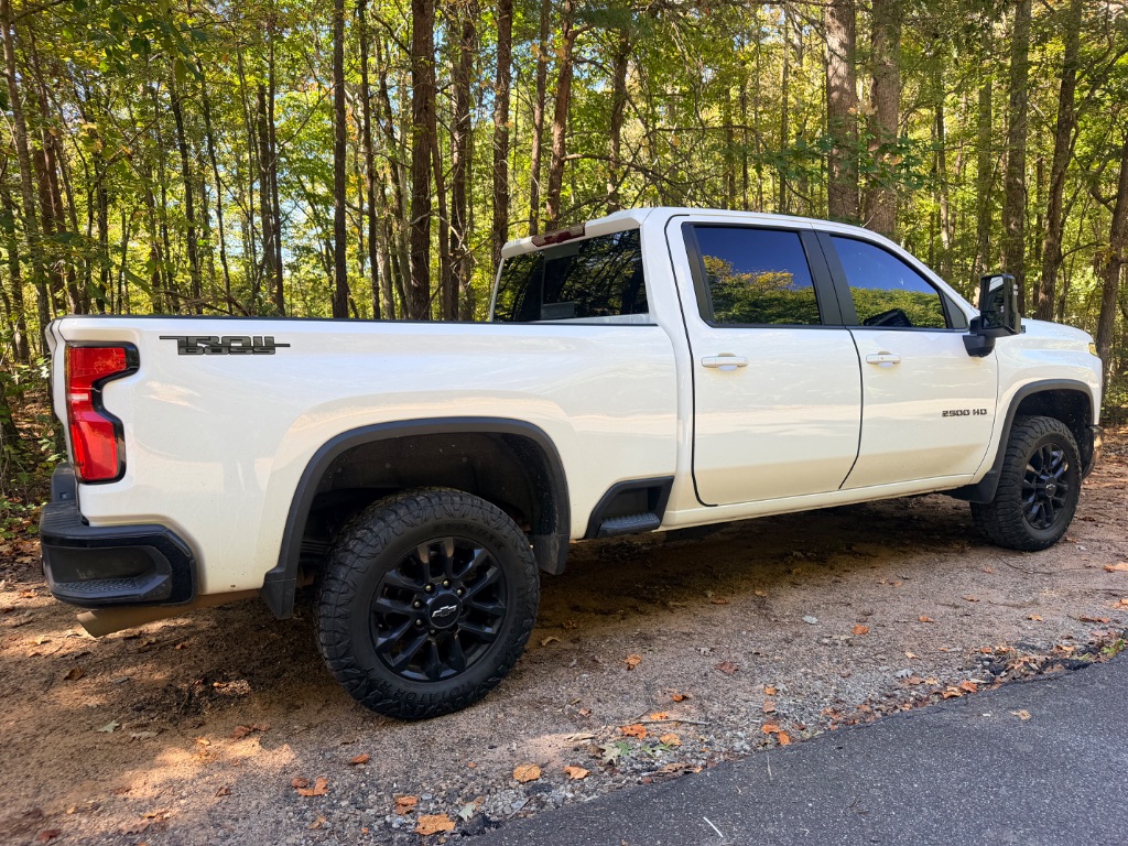 2025 Chevrolet Silverado Hd - $42,706