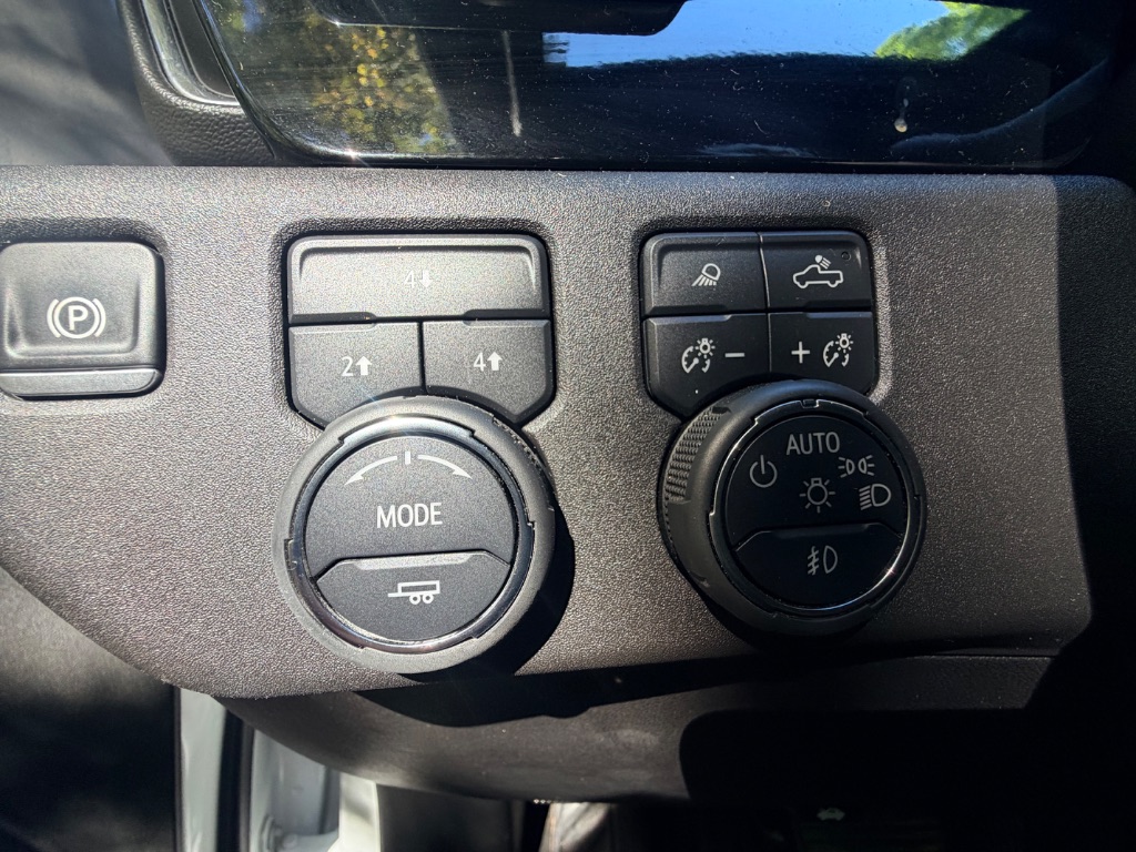 2025 Chevrolet Silverado Hd - $42,706