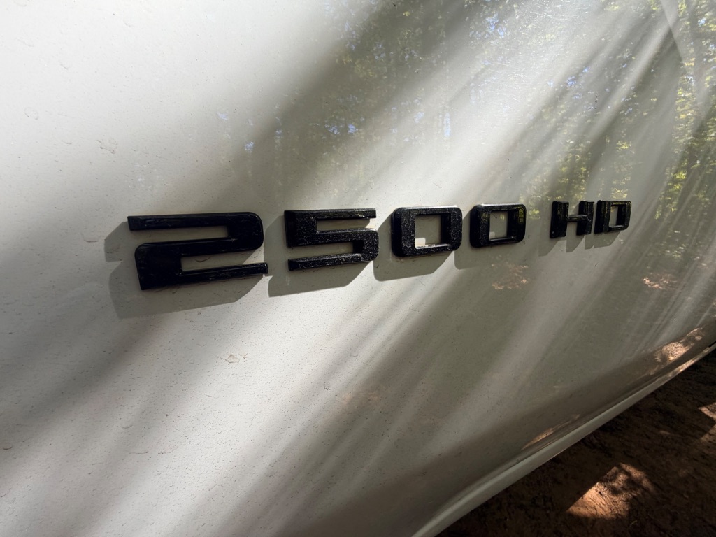 2025 Chevrolet Silverado Hd - $42,706