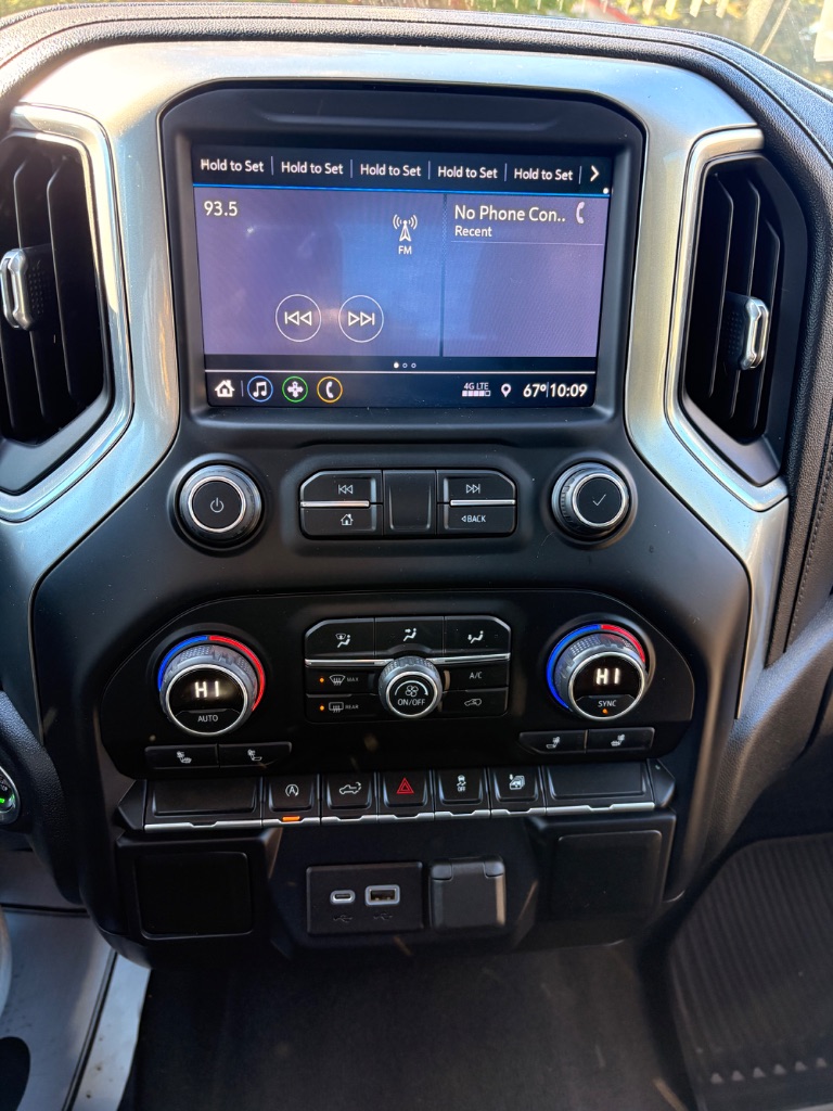 2019 Chevrolet Silverado - $15,479