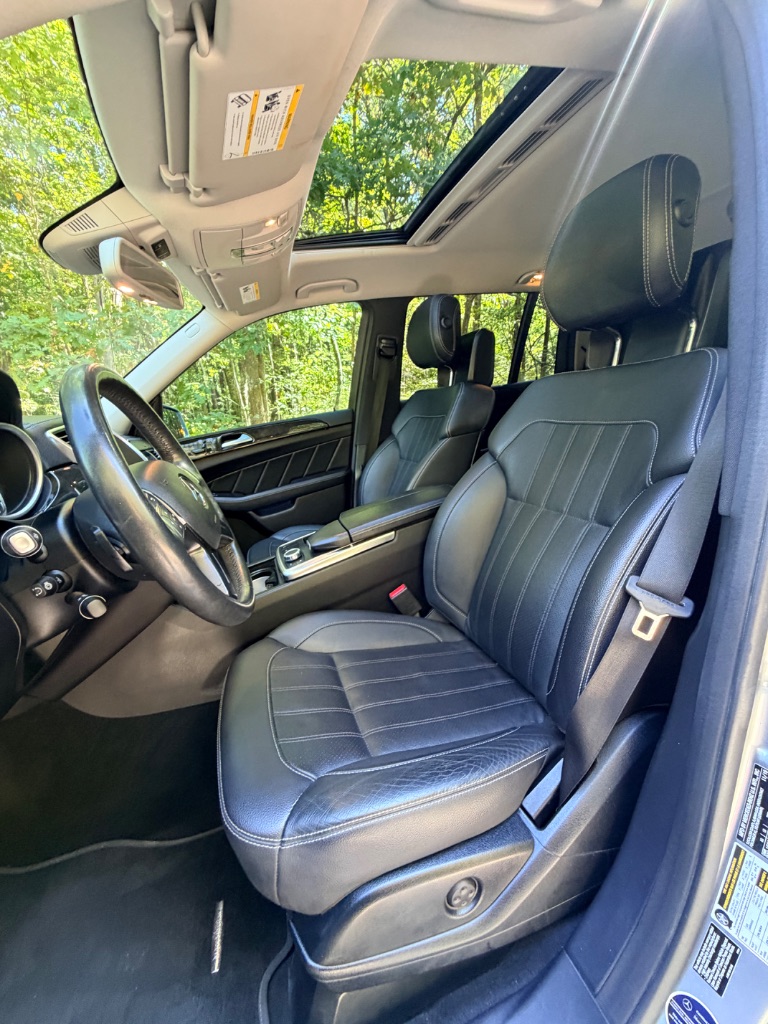 2016 Mercedes-Benz GL-Class - $9,878
