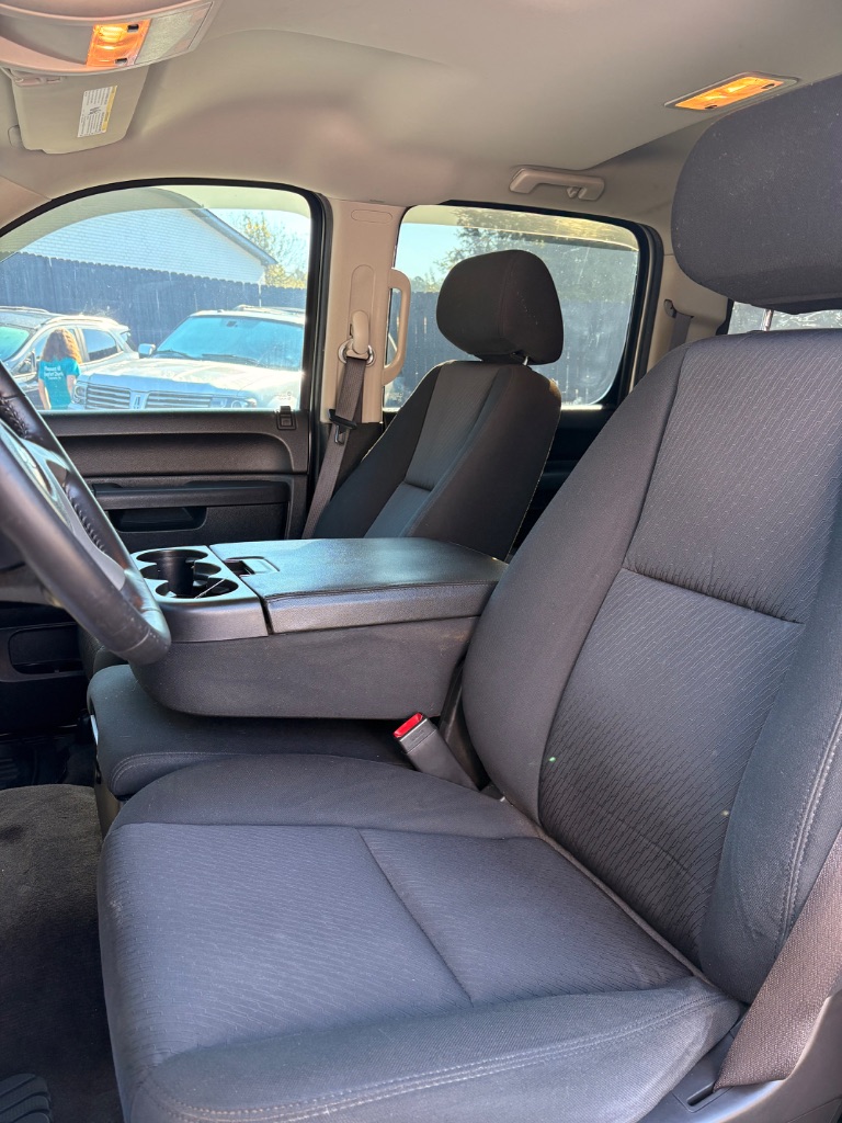 2012 Chevrolet Silverado - $8,899