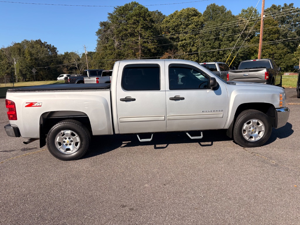 2012 Chevrolet Silverado - $8,899