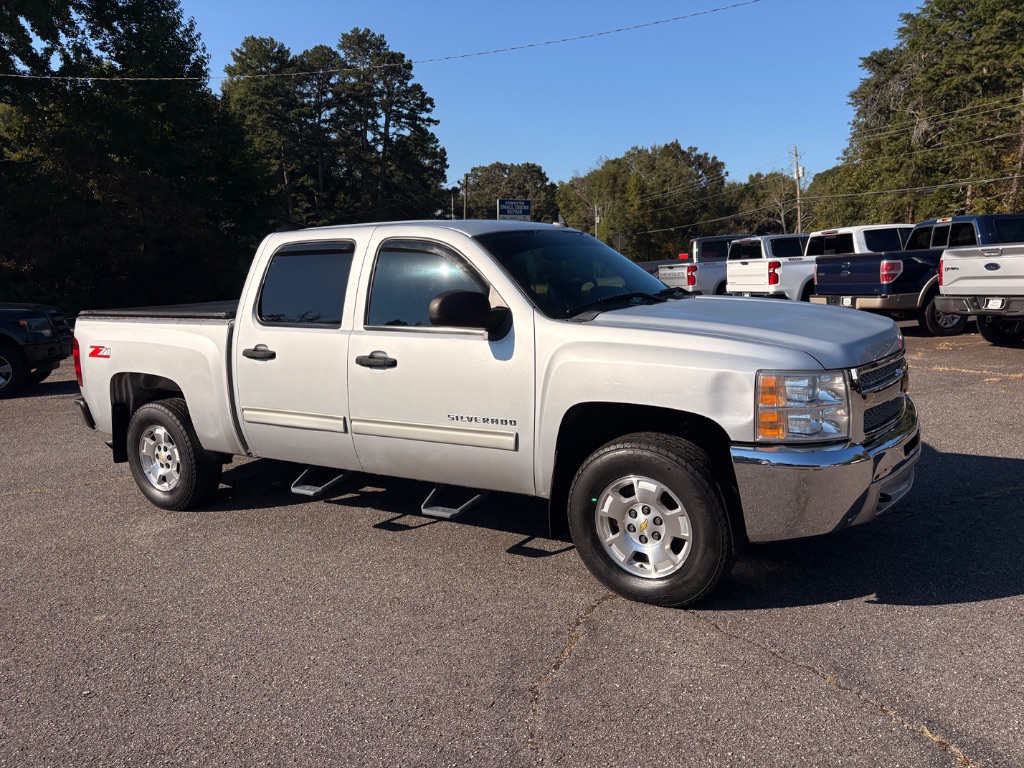 2012 Chevrolet Silverado - $8,899