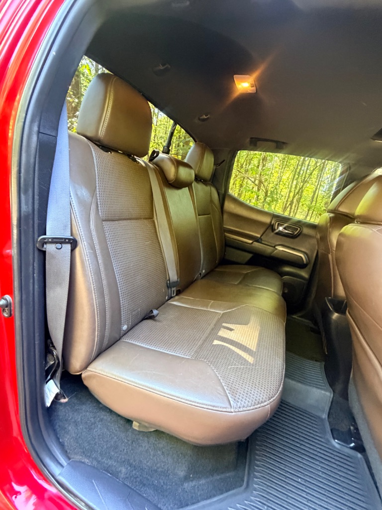2016 Toyota Tacoma - $17,993