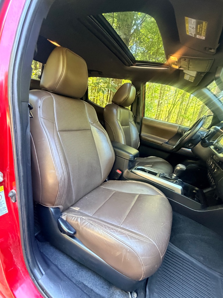 2016 Toyota Tacoma - $17,993