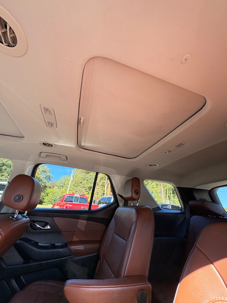 2018 Chevrolet Traverse - $11,877