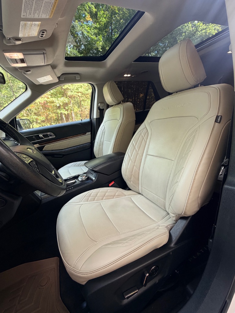 2018 Ford Explorer - $13,875