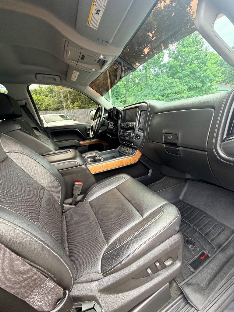 2016 Chevrolet Silverado - $12,767