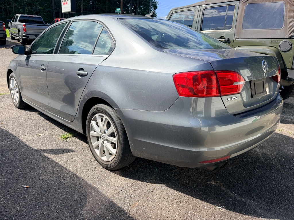 2014 Volkswagen Jetta - $7,454