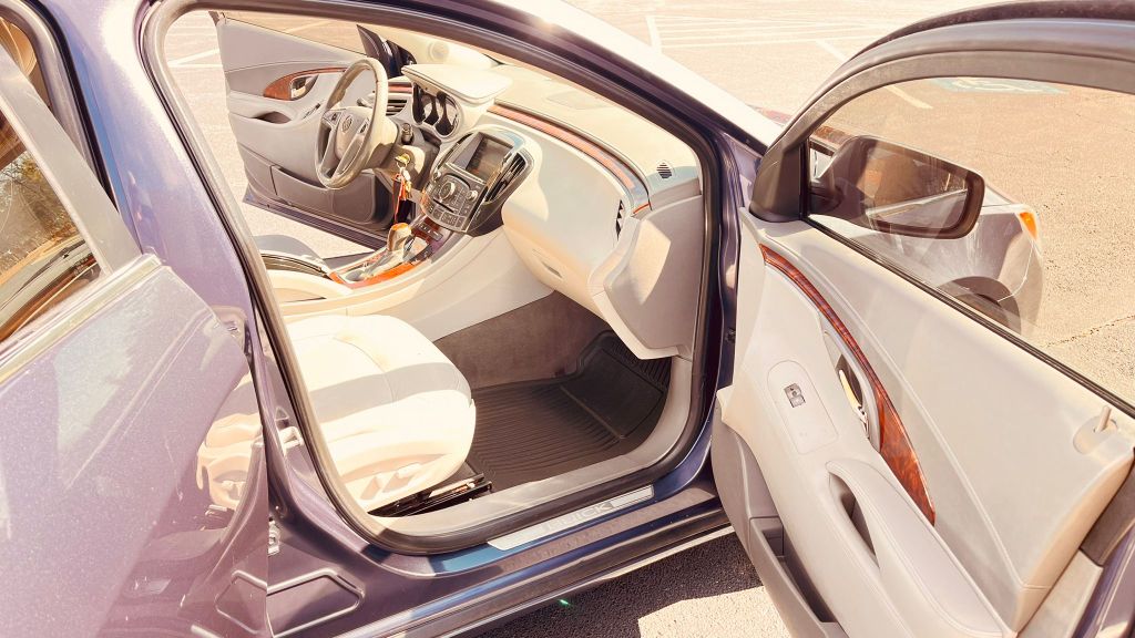 2013 Buick LaCrosse Leather photo