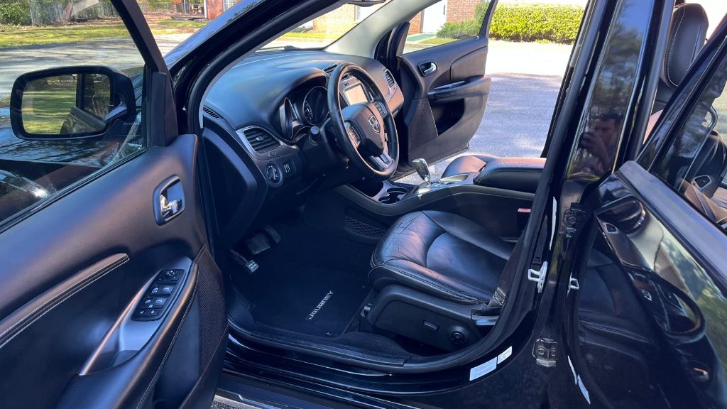 2016 Dodge Journey - $5,799
