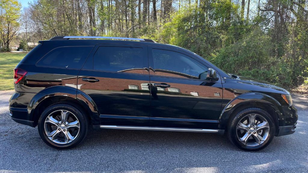 2016 Dodge Journey - $5,799
