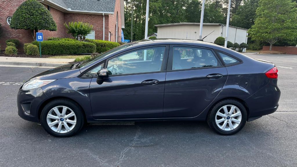 2013 Ford Fiesta - $4,899