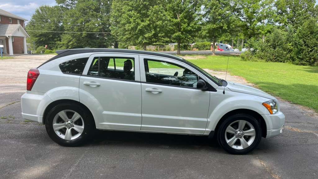 2011 Dodge Caliber - $5,499