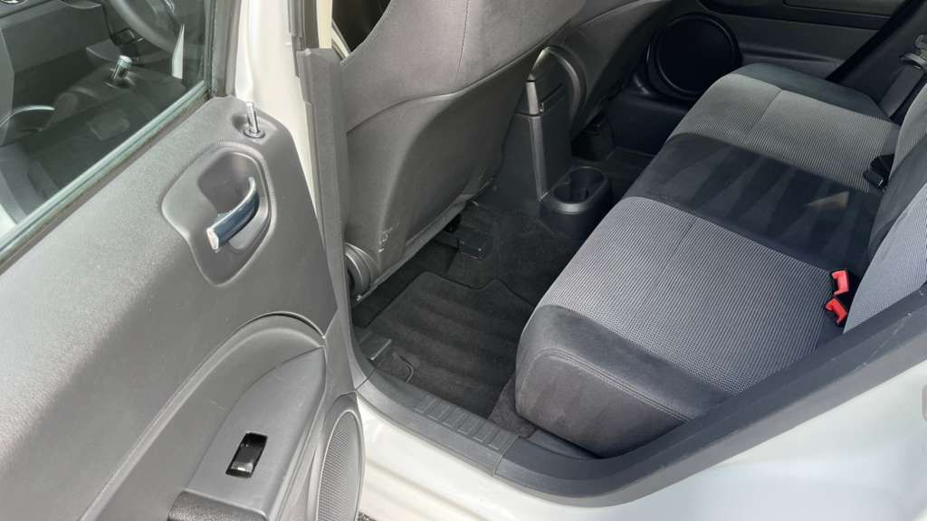 2011 Dodge Caliber - $5,499