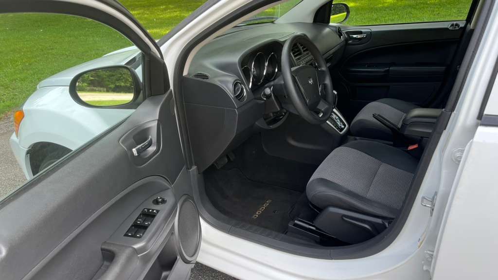2011 Dodge Caliber - $5,499