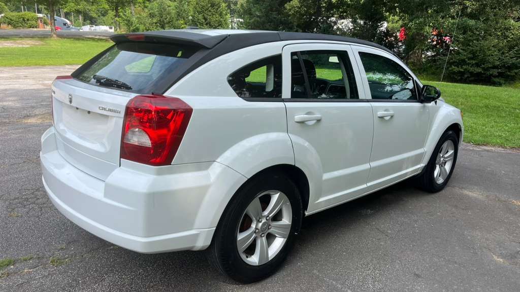 2011 Dodge Caliber - $5,499