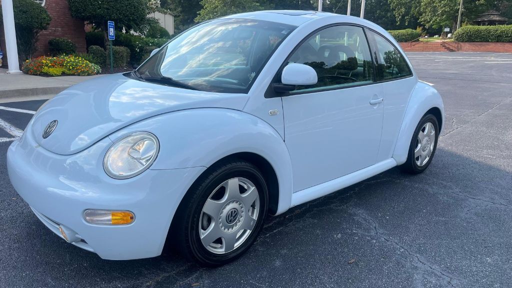 2000 Volkswagen Beetle - $4,799