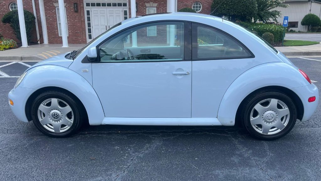 2000 Volkswagen Beetle - $4,799
