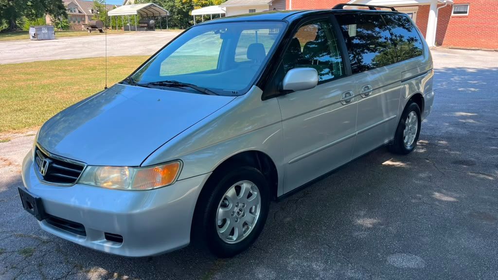 2002 Honda Odyssey - $6,899