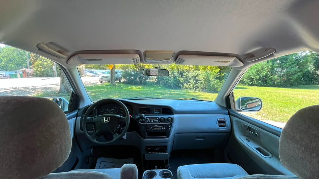 2002 Honda Odyssey - $6,899