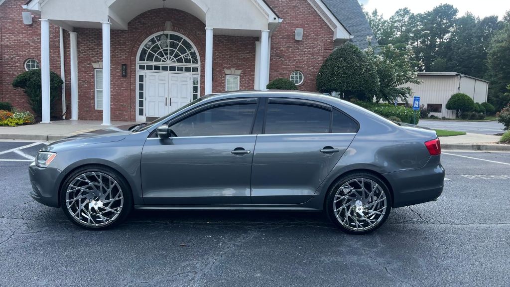 2013 Volkswagen Jetta - $7,299