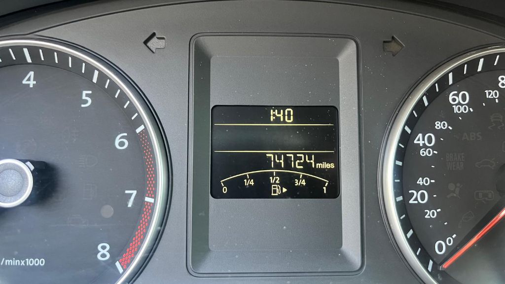 2013 Volkswagen Jetta - $7,299