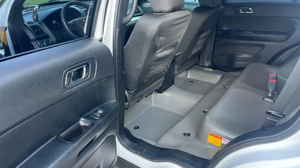2017 Ford Explorer - $8,499