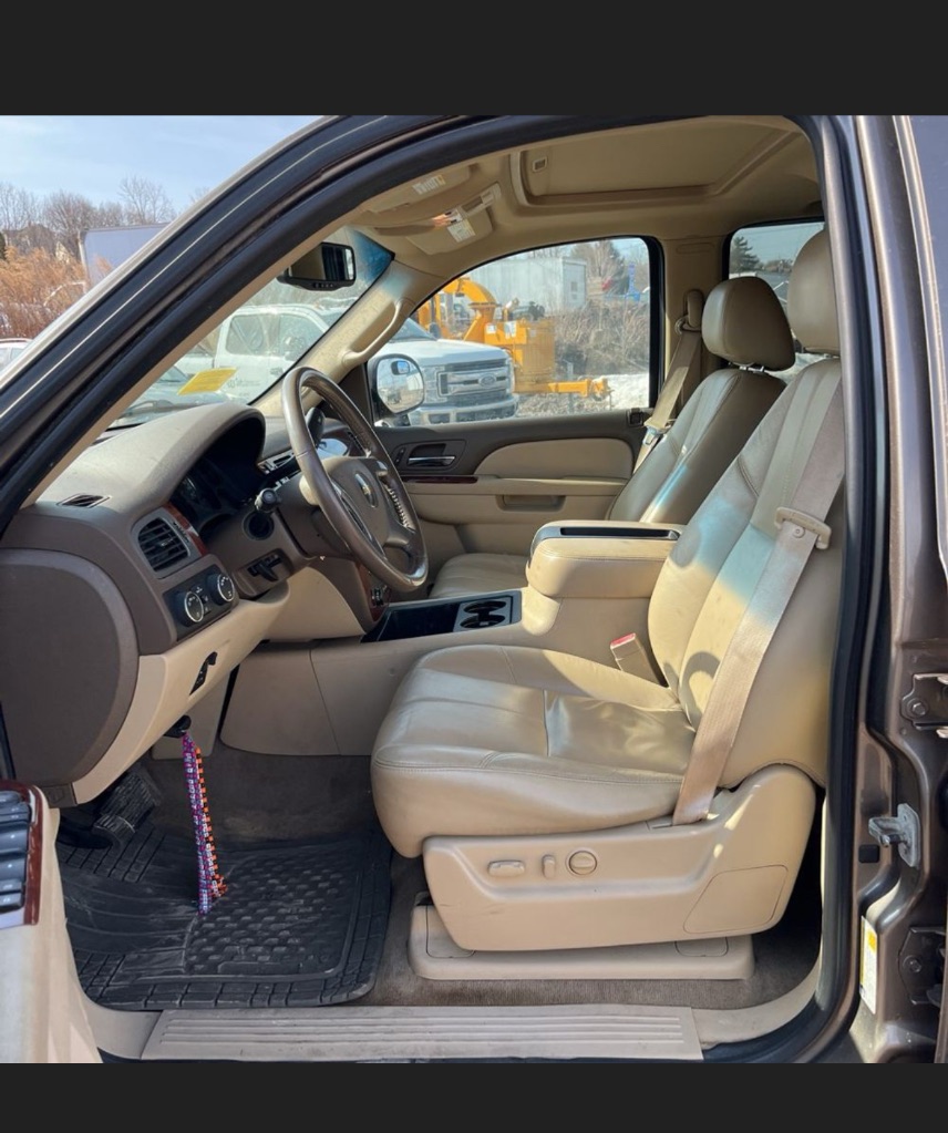 2011 Chevrolet Tahoe LT photo