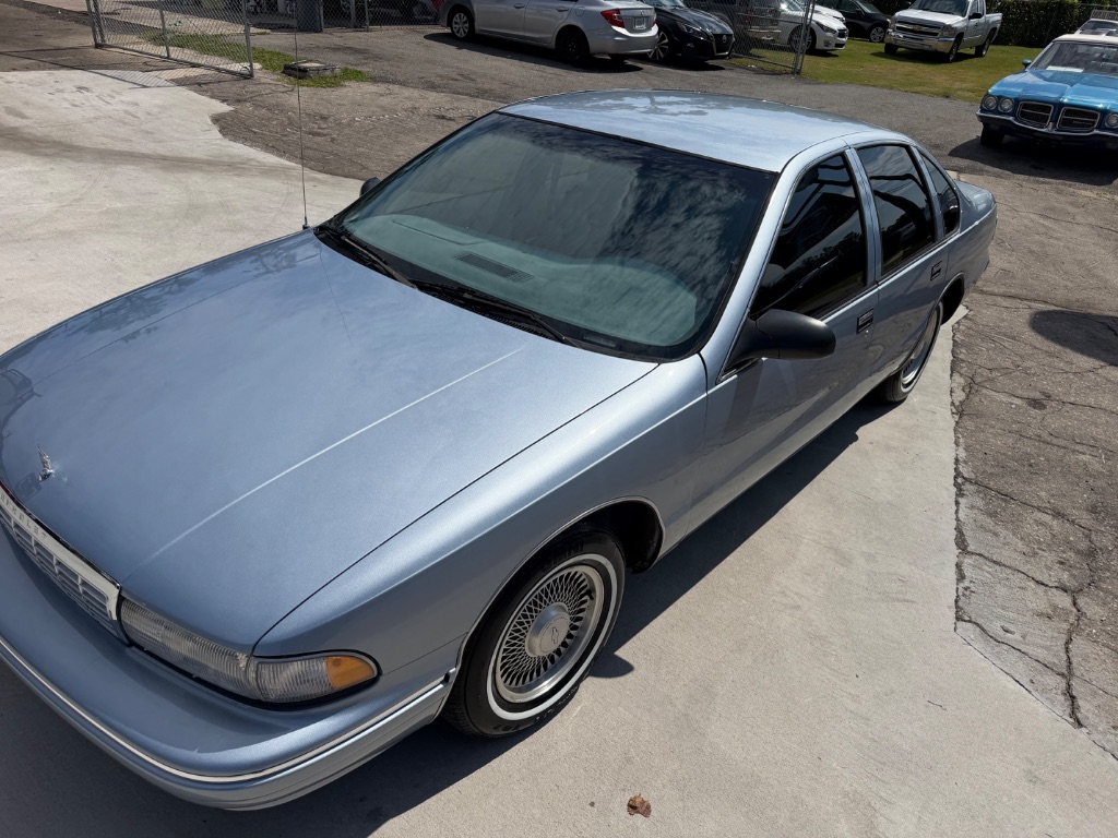 1995 Chevrolet Caprice - $10,990