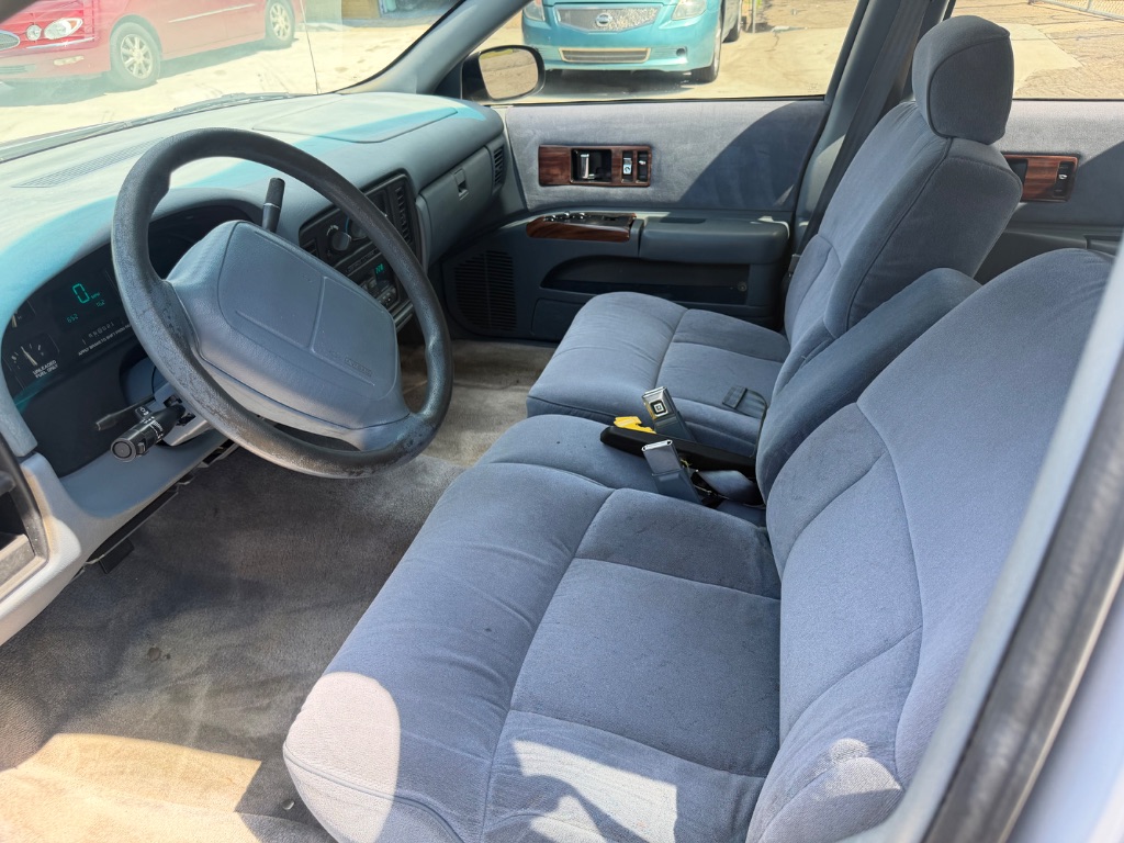 1995 Chevrolet Caprice - $10,990