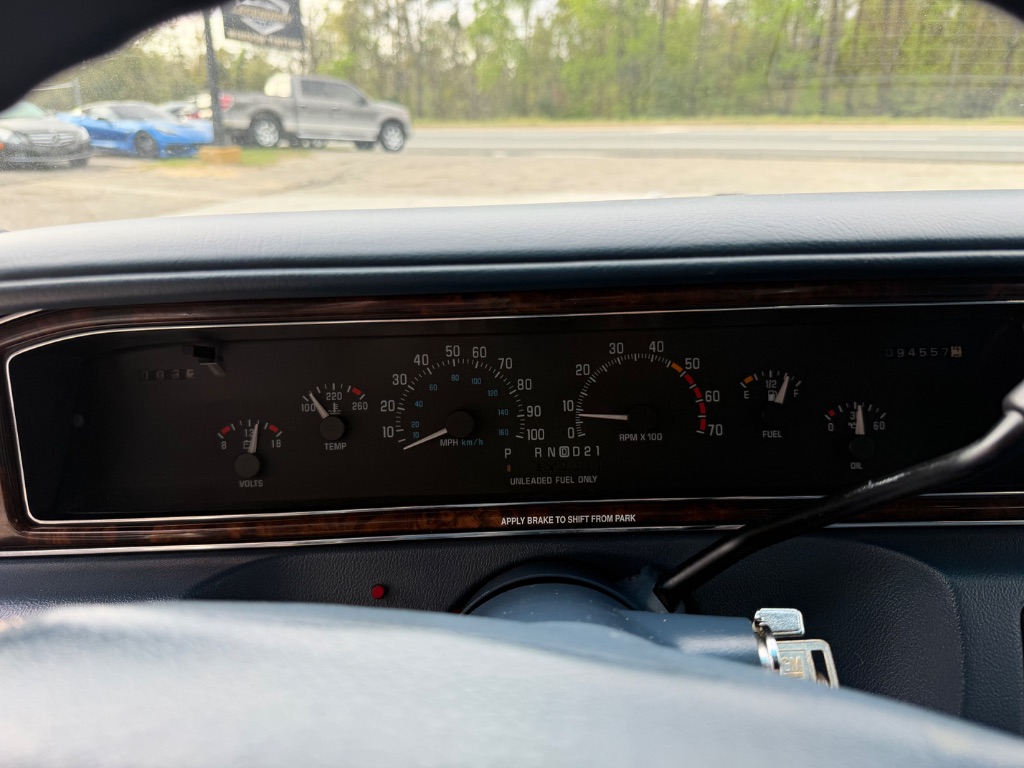 1993 Buick Roadmaster - $15,990