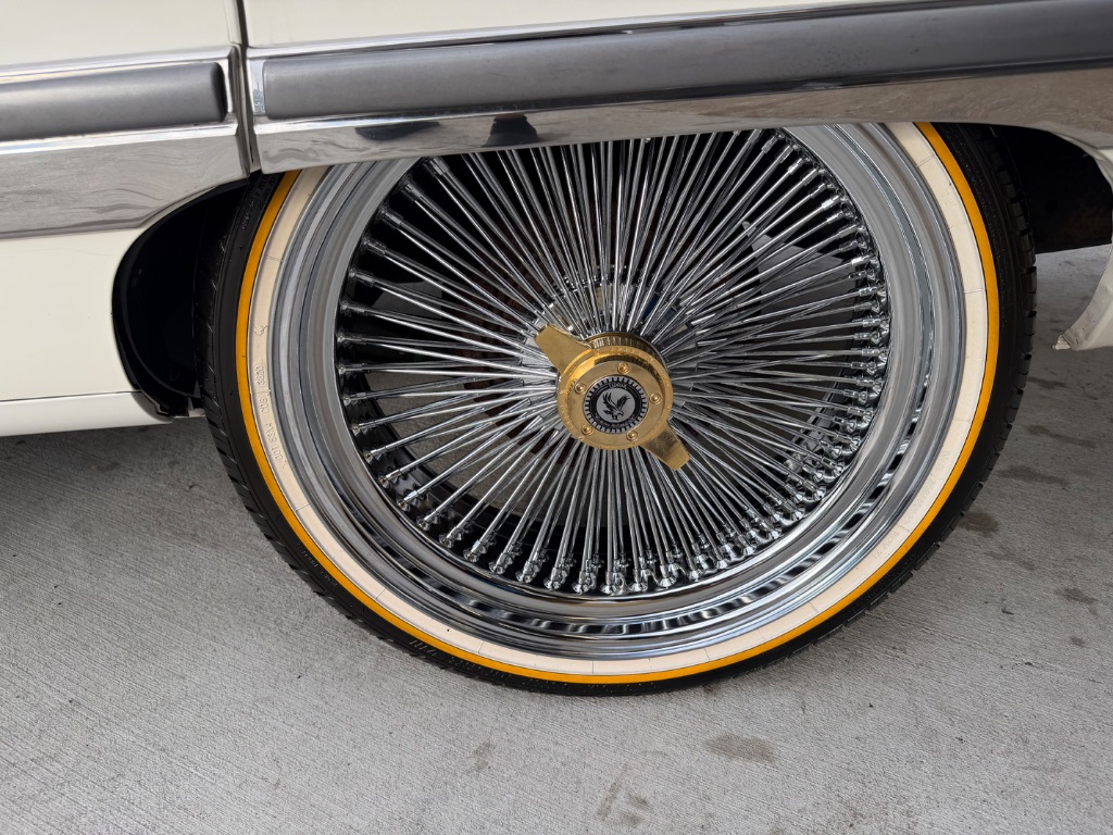 1993 Buick Roadmaster - $15,990